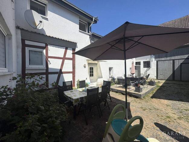 Mehrfamilienhaus zum Kauf 495.000 € 15 Zimmer 329 m² 338 m² Grundstück Groß-Zimmern Groß-Zimmern 64846