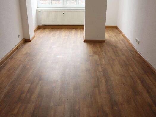 Wohnung zur Miete 281 € 2 Zimmer 56,2 m² frei ab 01.05.2026 Untere Hauptstraße 184 Wittgensdorf Chemnitz 09228