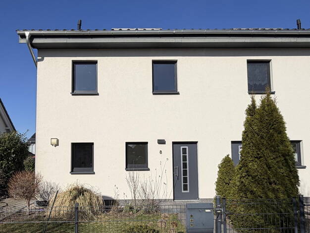 Doppelhaushälfte zum Kauf provisionsfrei 399.000 € 4 Zimmer 107 m² 266 m² Grundstück frei ab 15.07.2026 Otto-Lilienthal Straße 8 Zeestow Brieselang 14656