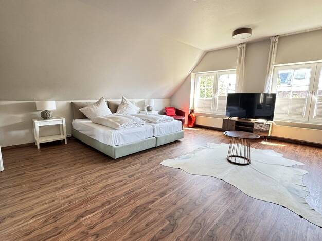 WG-Zimmer zur Miete auf Zeit 900 € 40 m² frei ab sofort Dombach-Sander-Straße 72 Sand Bergisch Gladbach 51465