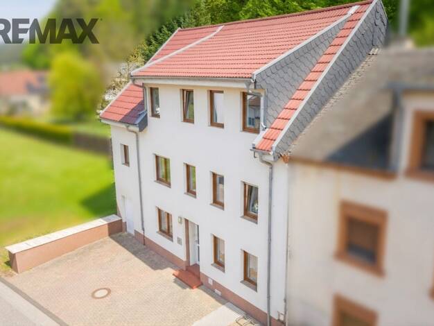 Reihenendhaus zum Kauf 198.000 € 9 Zimmer 196,6 m² 203 m² Grundstück Kollesleuken Freudenburg 54450