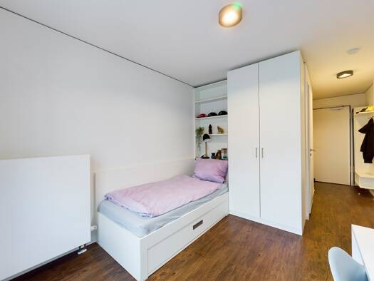 Wohnung zur Miete 918 € 1 Zimmer 18,7 m² 5. Geschoss frei ab 01.04.2026 Resi-Huber-Platz 1 Sendling München 81371