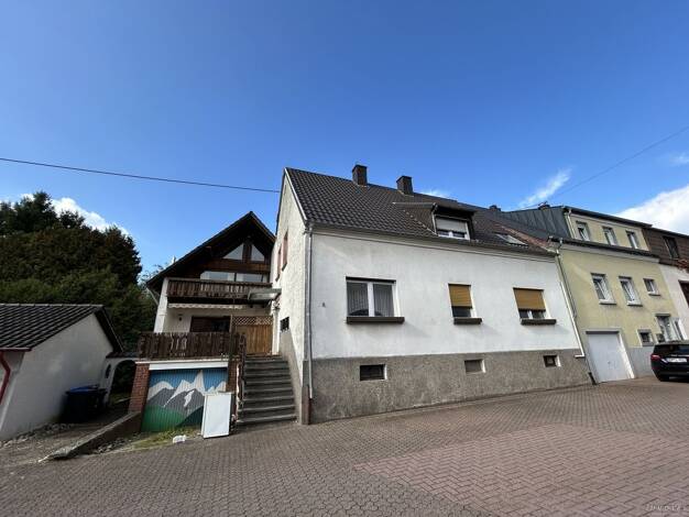 Mehrfamilienhaus zum Kauf 237.000 € 10 Zimmer 317 m² 994 m² Grundstück Ommersheim Mandelbachtal / Ommersheim 66399