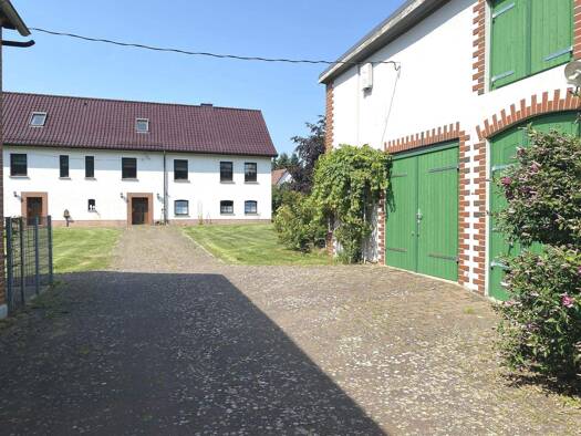 Bauernhaus zum Kauf 370.000 € 7 Zimmer 220 m² 5.460 m² Grundstück Dallmin Karstädt 19357