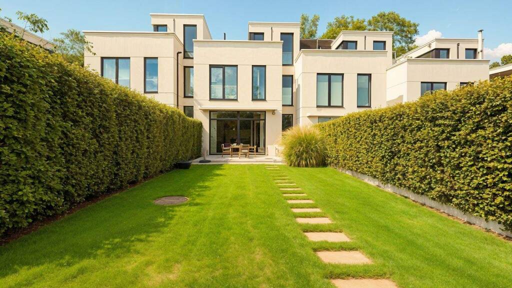 Reihenmittelhaus zum Kauf 1.595.000 € 4 Zimmer 200,3 m² 245 m² Grundstück frei ab sofort Dahlem Berlin 14169