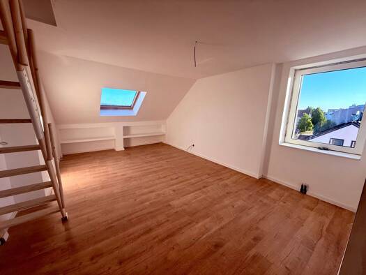Wohnung zur Miete 900 € 3,5 Zimmer 95 m² Geschoss 3/3 frei ab sofort Heven Witten 58455