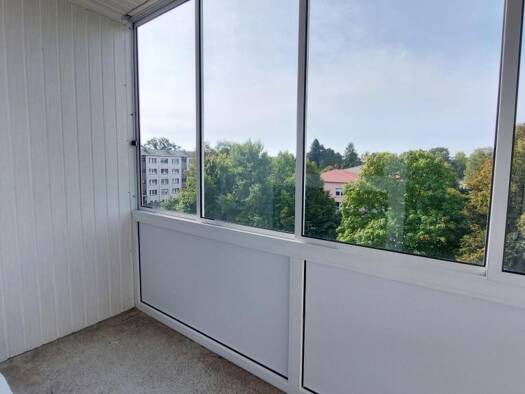 Wohnung zur Miete 300 € 3 Zimmer 57,4 m² 3. Geschoss Albert-Schweitzer-Straße 9 Bernsdorf 02994