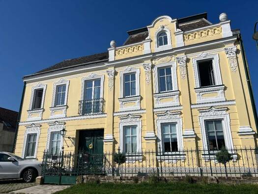 Villa zum Kauf 1.290.000 € 5 Zimmer 220 m² 1.000 m² Grundstück Korneuburg 2100
