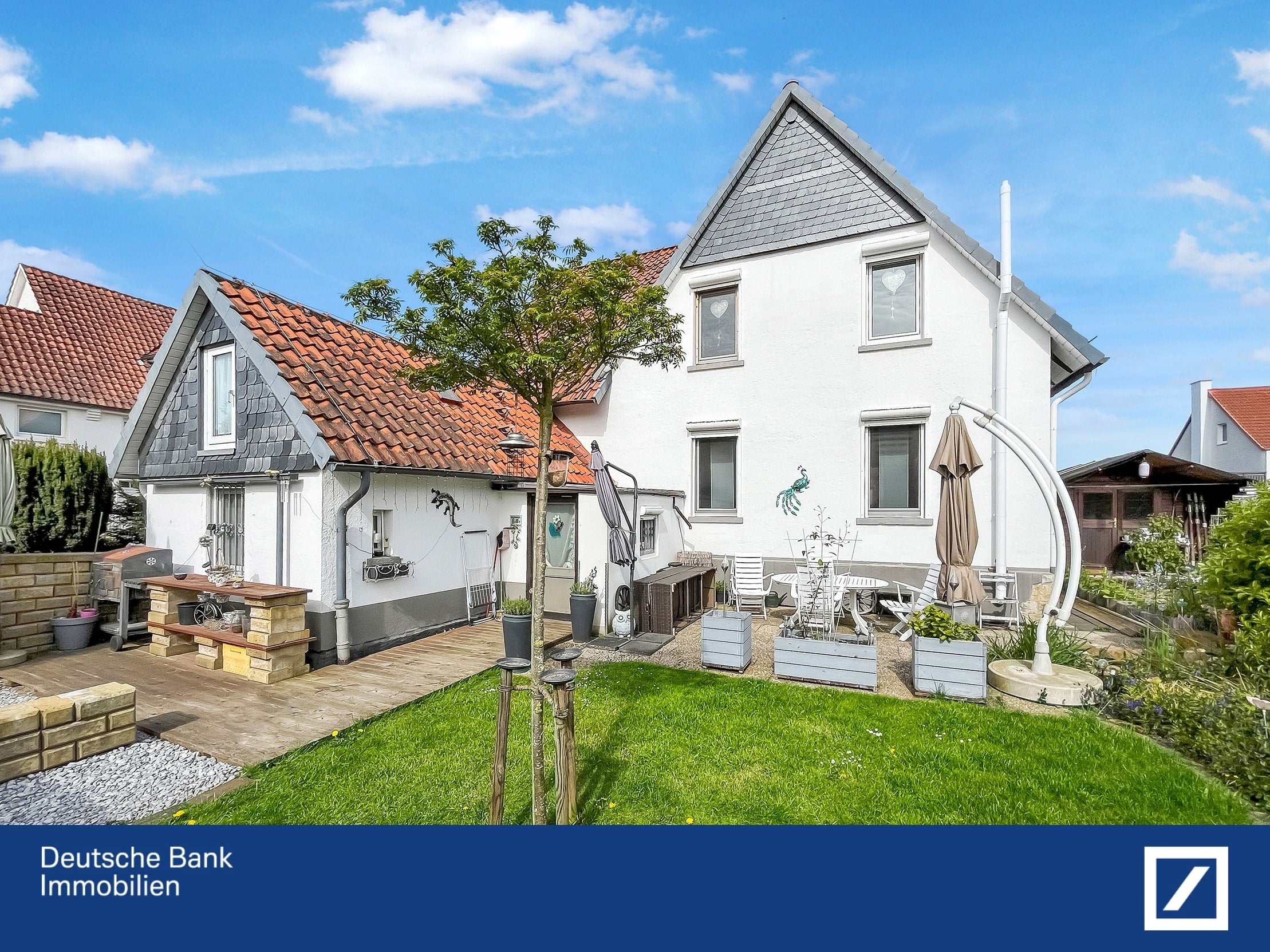 Mehrfamilienhaus zum Kauf 275.000 € 6 Zimmer 165,8 m²<br/>Wohnfläche 512 m²<br/>Grundstück Rinteln Rinteln 31737