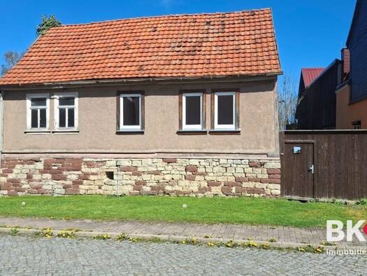 Einfamilienhaus zum Kauf 50.000 € 3 Zimmer 98 m² 700 m² Grundstück frei ab sofort Georgenthal 99887