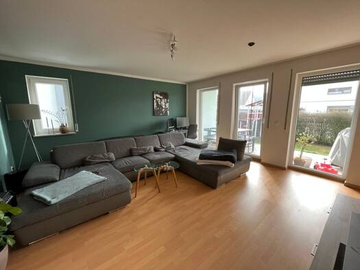 Wohnung zur Miete 1.070 € 3 Zimmer 103 m² EG frei ab 01.01.2027 Hallstadt Hallstadt 96103