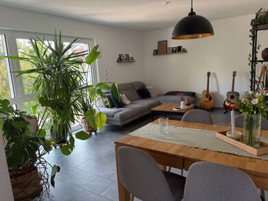Wohnung zur Miete 1.055 € 3 Zimmer 87 m² Geschoss 2/3 frei ab 01.10.2025 Erdmannhausen 71729