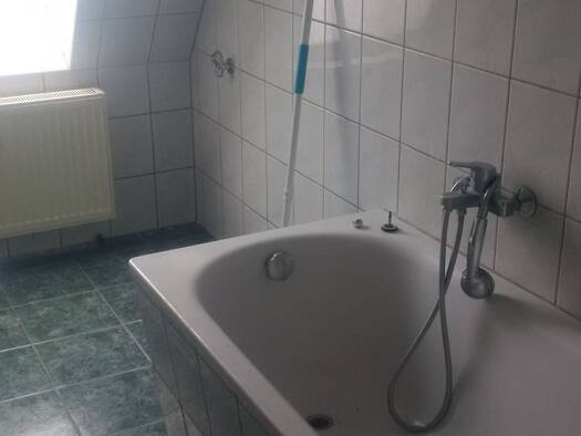 Wohnung zur Miete 395 € 3 Zimmer 65 m² 4. Geschoss frei ab sofort Weißenfels 06667