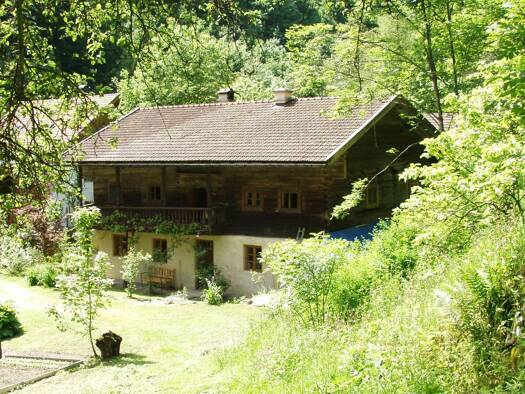 Haus zum Kauf 519.000 € 8 Zimmer 200 m² 1.800 m² Grundstück frei ab sofort Talmühle Mitterfels 94360