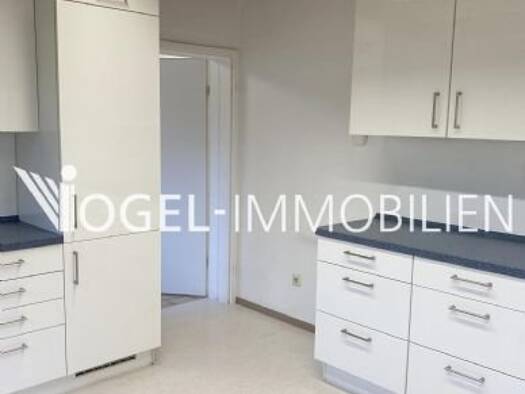 Büro-/Praxisfläche zur Miete 500 € Aub 97239
