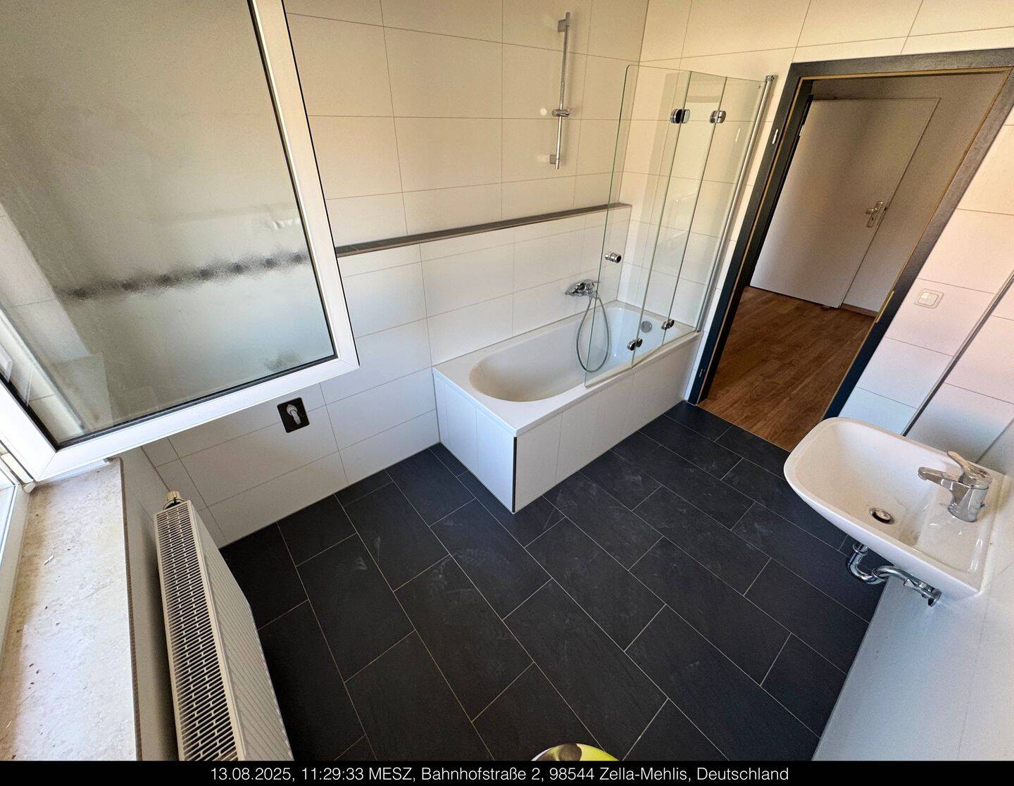 Property thumbnail 6