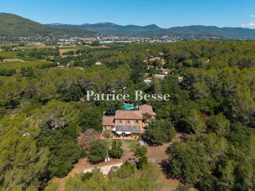 Einfamilienhaus zum Kauf 1.200.000 € 11 Zimmer 316 m² 10.810 m² Grundstück Les Rayols-Saint Lazare-Les Bousquets Cuers 83390