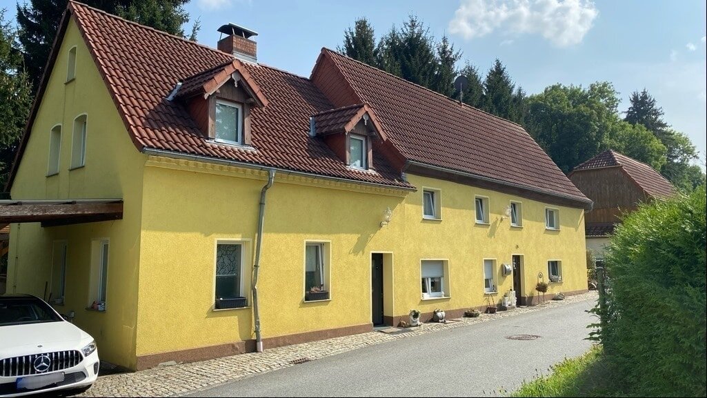 Einfamilienhaus zum Kauf provisionsfrei 129.000 € 8 Zimmer 200 m²<br/>Wohnfläche 320 m²<br/>Grundstück Großhennersdorf Großhennersdorf 02747