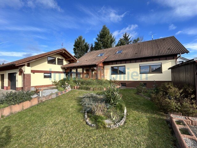 Einfamilienhaus zum Kauf 425.000 € 8 Zimmer 183 m²<br/>Wohnfläche 750 m²<br/>Grundstück Oberstetten Hohenstein / Oberstetten 72531