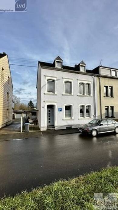 Haus zum Kauf 239.000 € 7 Zimmer 130 m² 982 m² Grundstück Ehrang Trier 54293