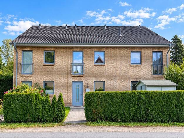 Reihenmittelhaus zum Kauf 529.000 € 4 Zimmer 131 m² 156 m² Grundstück Harksheide Norderstedt 22844