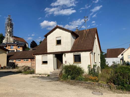 Einfamilienhaus zum Kauf 134.900 € 4,5 Zimmer 87,5 m² 592 m² Grundstück Binzwangen Ertingen 88521