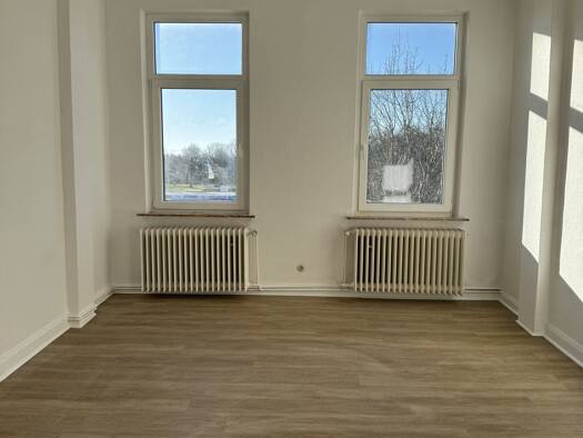 Wohnung zur Miete 520 € 3 Zimmer 80 m² 2. Geschoss frei ab 01.01.2027 Wolthusen Emden 26725
