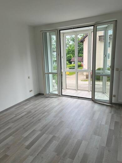 Wohnung zum Kauf 258.500 € 2 Zimmer 54 m² 1. Geschoss Freilassing Freilassing 83395