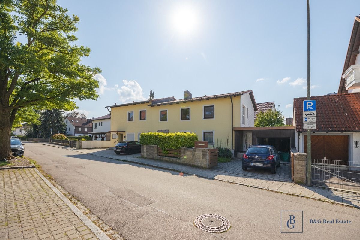 Haus zum Kauf 1.079.000 € 10 Zimmer 257,7 m²<br/>Wohnfläche 556 m²<br/>Grundstück Neufahrn Neufahrn bei Freising 85375