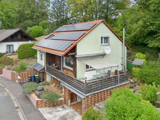 Einfamilienhaus zum Kauf 179.000 € 4,5 Zimmer 115 m² 1.000 m² Grundstück Holzmühl Freiensteinau 36399
