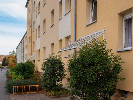 Wohnung zur Miete 463 € 4 Zimmer 70,1 m² frei ab 01.11.2026 Glauchau Glauchau 08371