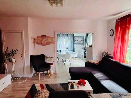 Einfamilienhaus zum Kauf 145.000 € 6 Zimmer 130 m² 596 m² Grundstück Wöhrden Wöhrden 25797
