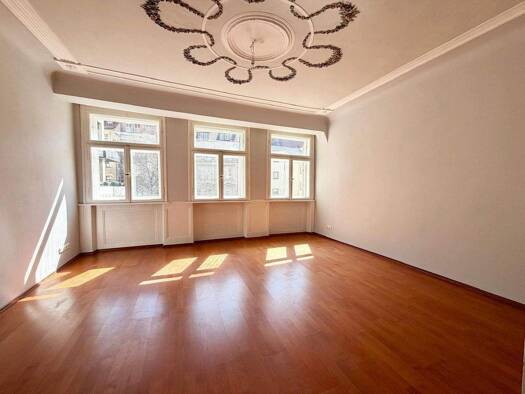 Wohnung zur Miete 890 € 3 Zimmer 80 m² 2. Geschoss frei ab sofort Vordere Ledergasse 1 Lorenz Nürnberg 90403