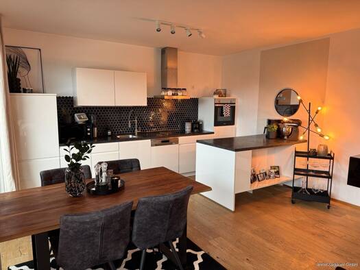 Penthouse zum Kauf 229.000 € 2 Zimmer 60,4 m² 5. Geschoss frei ab 01.03.2026 Deggendorf 94469