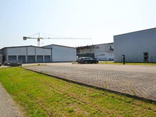 Halle/Industriefläche zum Kauf 4.850 m² Lagerfläche Schutterwald 77746