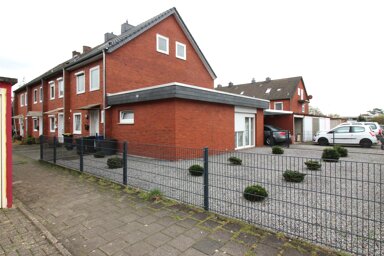 Haus zum Kauf 279.000 € 7 Zimmer 135,8 m² 310 m² Grundstück Deichhorst - Bezirk 8 Delmenhorst 27753