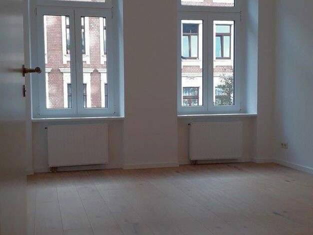 Wohnung zur Miete 510 € 2 Zimmer 58 m² 3. Geschoss frei ab 01.04.2026 Rosa-Luxemburg-Str.60 Neustadt-Neuschönefeld Leipzig 04315