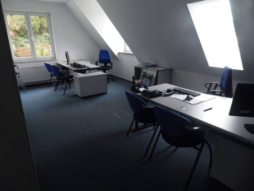 Bürofläche zur Miete provisionsfrei 7,50 € 6 Zimmer 162,2 m² Bürofläche Römerbruchstraße 35-37 Kapfelberg Kelheim 93309