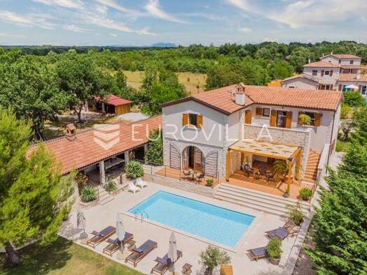 Villa zum Kauf 750.000 € 4 Zimmer 226 m² Čabrunići Svetvinčenat 52342