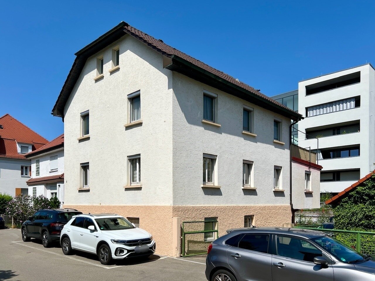 Mehrfamilienhaus zum Kauf 359.000 € 9 Zimmer 167,5 m²<br/>Wohnfläche 420 m²<br/>Grundstück ab sofort<br/>Verfügbarkeit Kernstadt Biberach 88400