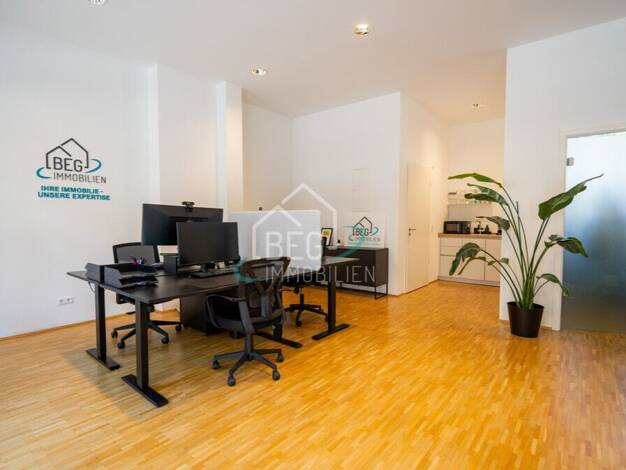 Bürofläche zur Miete 675 € 2 Zimmer 56,1 m² Bürofläche Süd Süd 70178