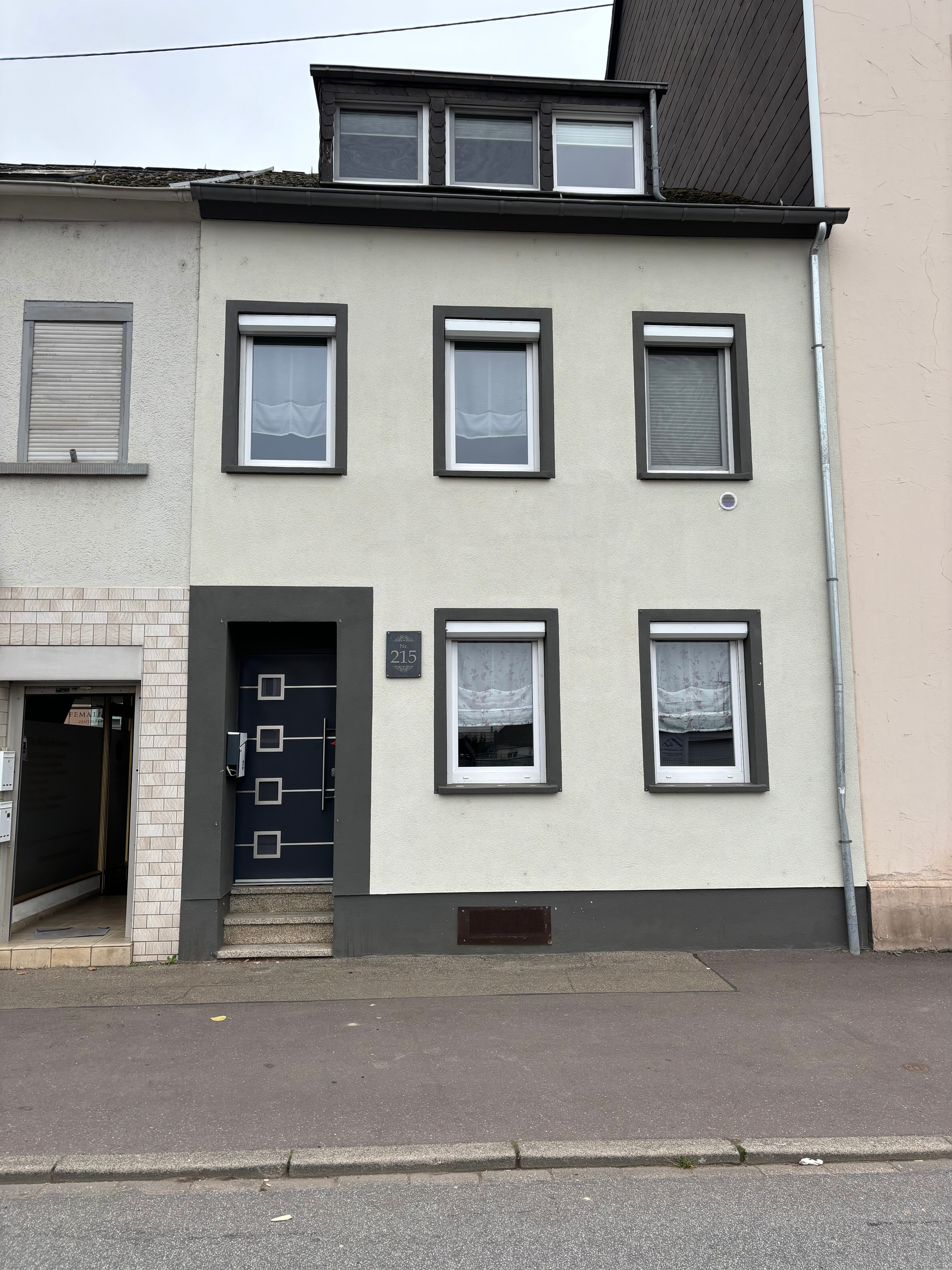 Haus zum Kauf 212.000 € 6 Zimmer 94 m²<br/>Wohnfläche 267 m²<br/>Grundstück ab sofort<br/>Verfügbarkeit Ehrang 5 Trier 54293