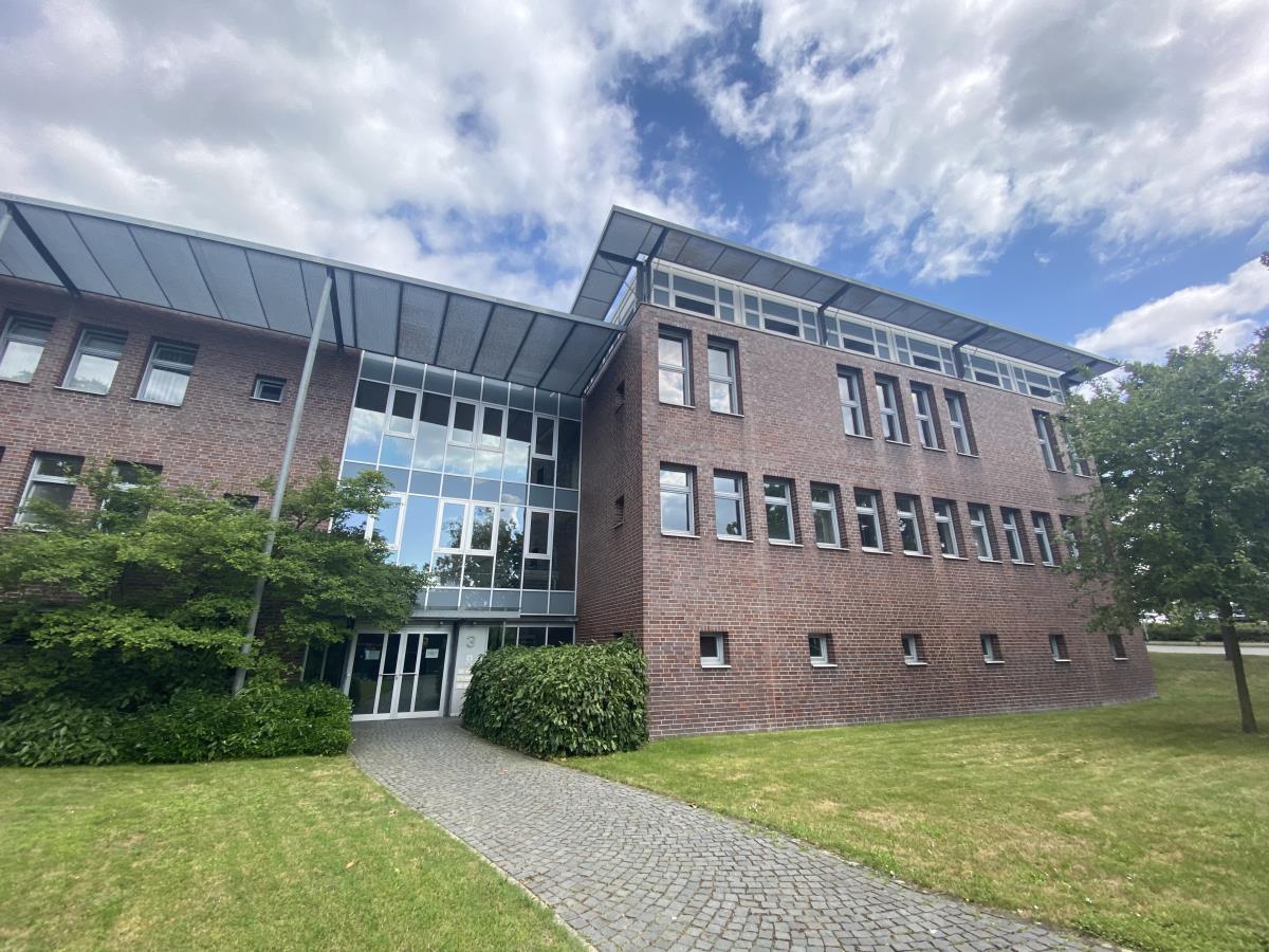 Bürogebäude zur Miete 11 € 448,1 m²<br/>Bürofläche ab 448,1 m²<br/>Teilbarkeit Bemerode Hannover 30539