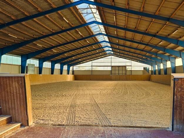 Reiterhof zum Kauf 1.590.000 € 106.000 m² Grundstück Schöneiche Zossen 15806
