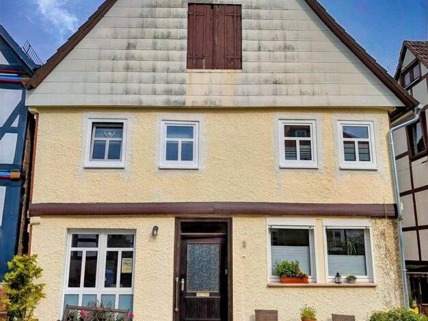 Einfamilienhaus zum Kauf 119.000 € 6 Zimmer 180 m² 153 m² Grundstück frei ab sofort Mengeringhausen Bad Arolsen 34454