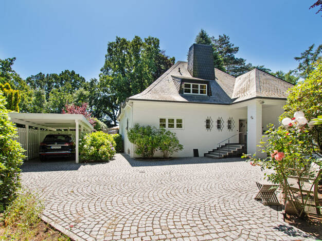 Einfamilienhaus zum Kauf 2.350.000 € 7 Zimmer 270 m² 1.850 m² Grundstück Wellingsbüttel Hamburg 22391