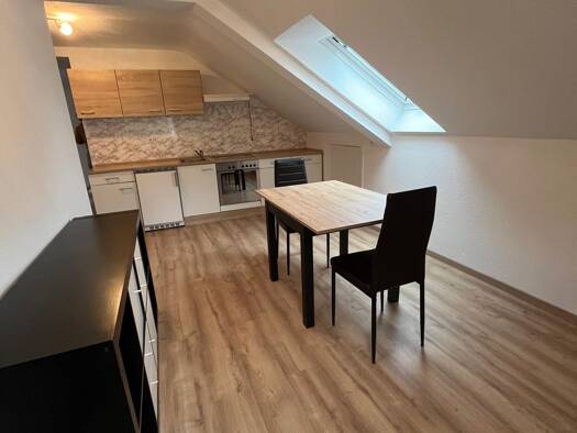 Wohnung zur Miete 700 € 2 Zimmer 35,9 m² Geschoss 2/3 frei ab sofort Südstadt Tübingen 72072