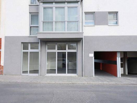 Laden zum Kauf 199.900 € 3,5 Zimmer 34 m² Verkaufsfläche Veilhof Nürnberg 90489