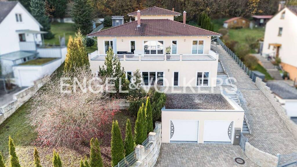 Einfamilienhaus zum Kauf 895.000 € 4 Zimmer 190 m² 1.470 m² Grundstück frei ab 01.04.2026 Treuchtlingen 91757