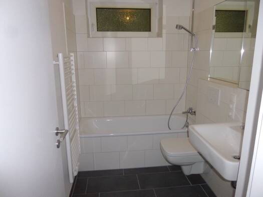 Wohnung zur Miete 825 € 3 Zimmer 77,2 m² EG frei ab 01.10.2026 Bungartstr. 1 Zentrum Bonn 53111